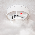 detector de humo en el techo